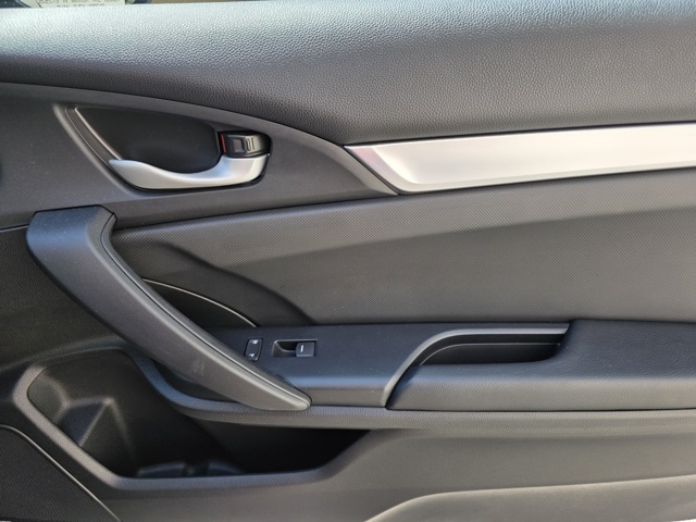 2020 Honda Civic Sport photo 11