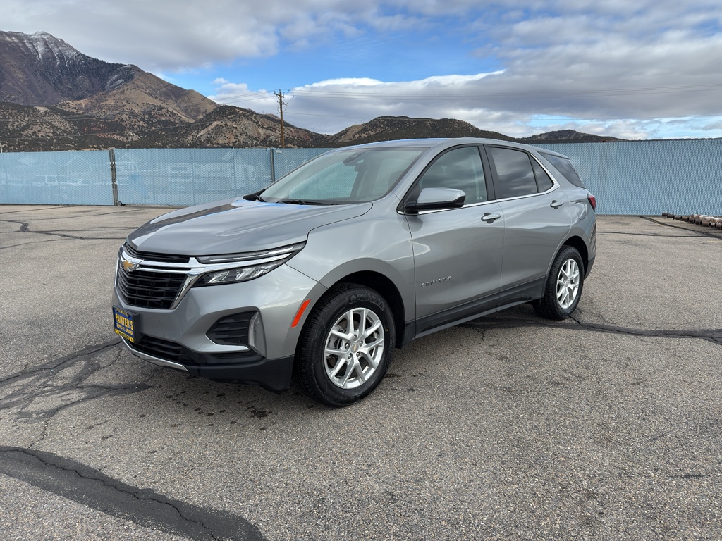 2024 Chevrolet Equinox LT's photo