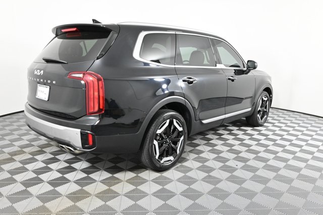 2023 Kia Telluride S photo 6
