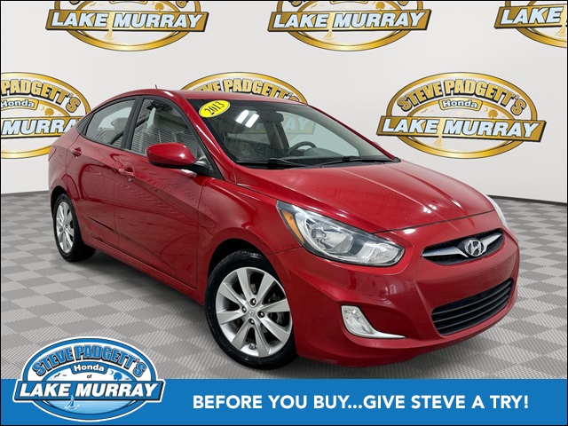 2013 Hyundai Accent GLS's photo