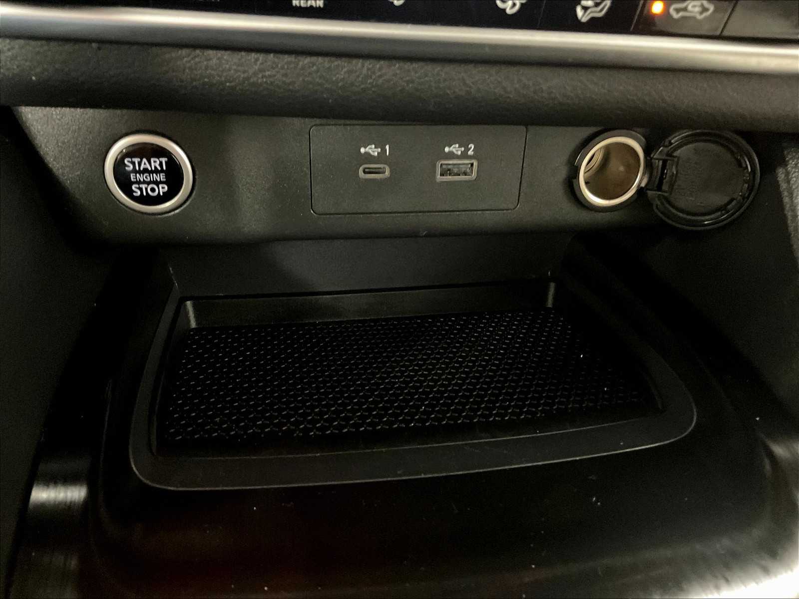 2023 Nissan Rogue SV photo 26