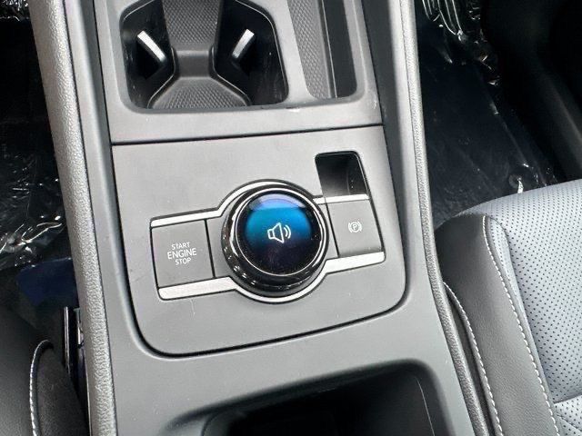2025 Volkswagen Tiguan SE photo 25