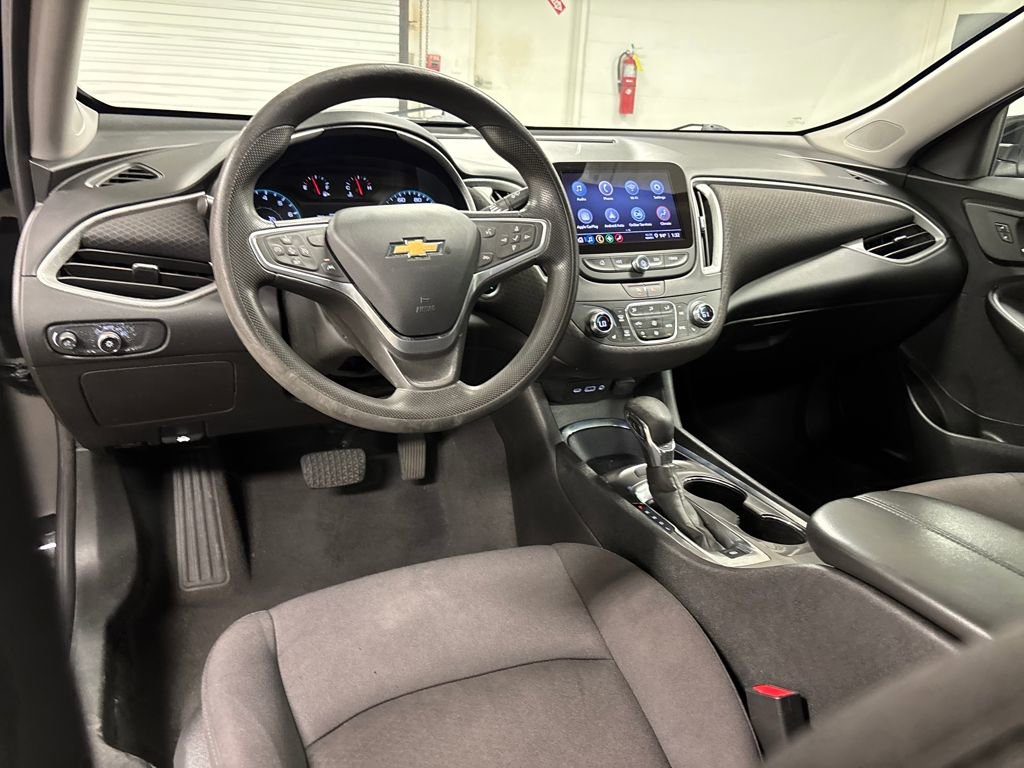 2023 Chevrolet Malibu 1LT photo 17