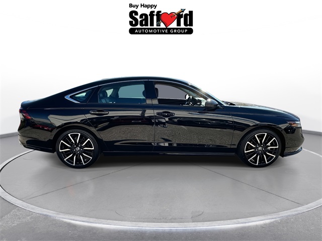 2025 Honda Accord Hybrid Touring photo 4