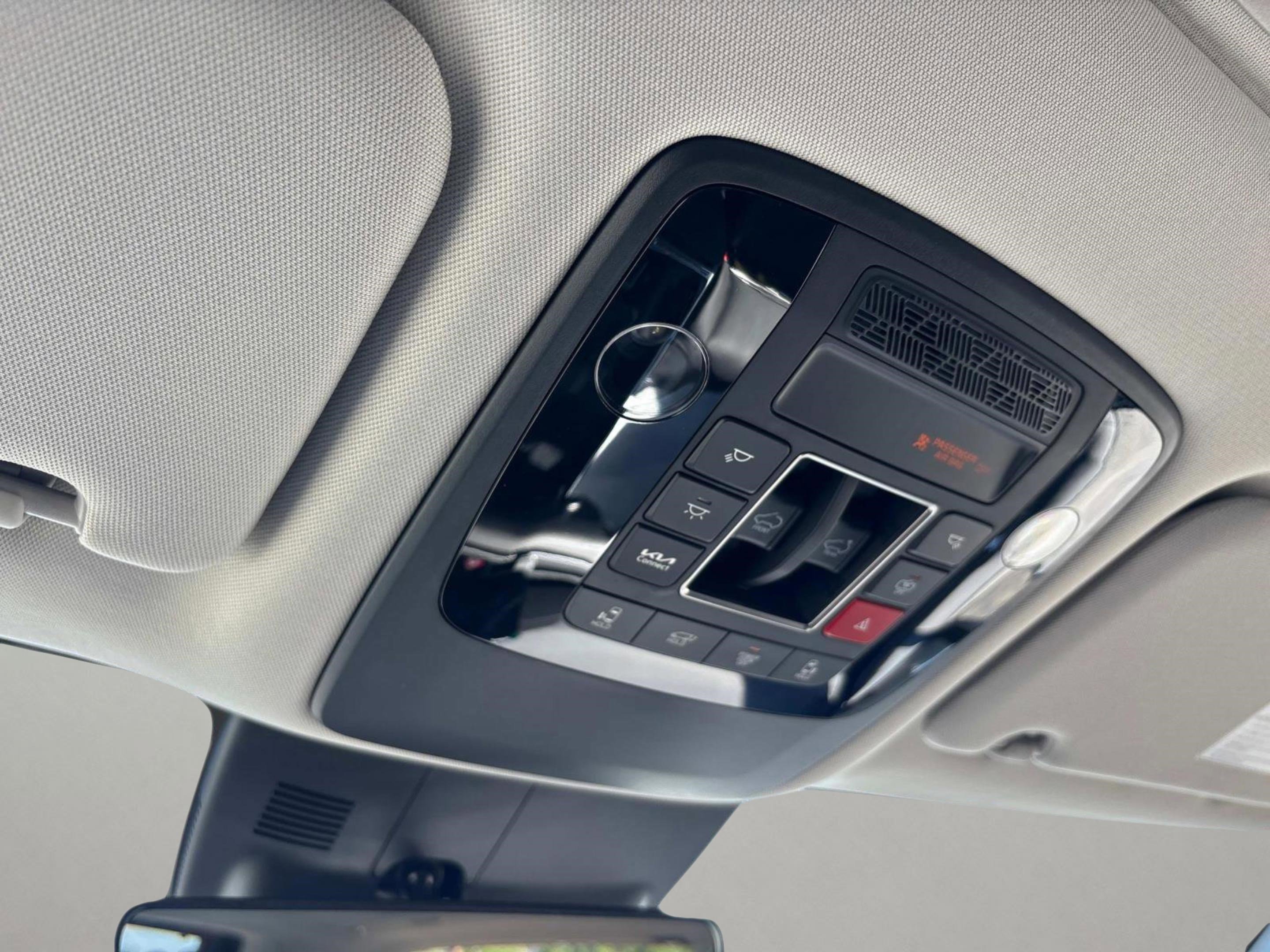 2026 Kia Carnival SX photo 31