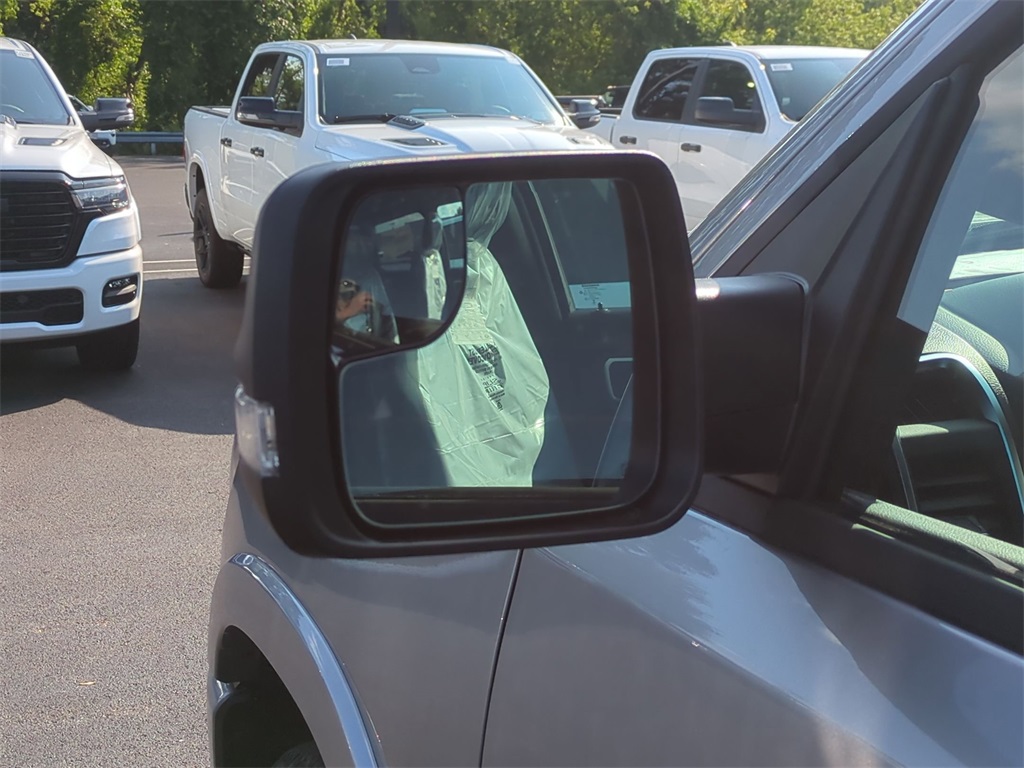 2025 Ram 1500 Big Horn Lone Star photo 4