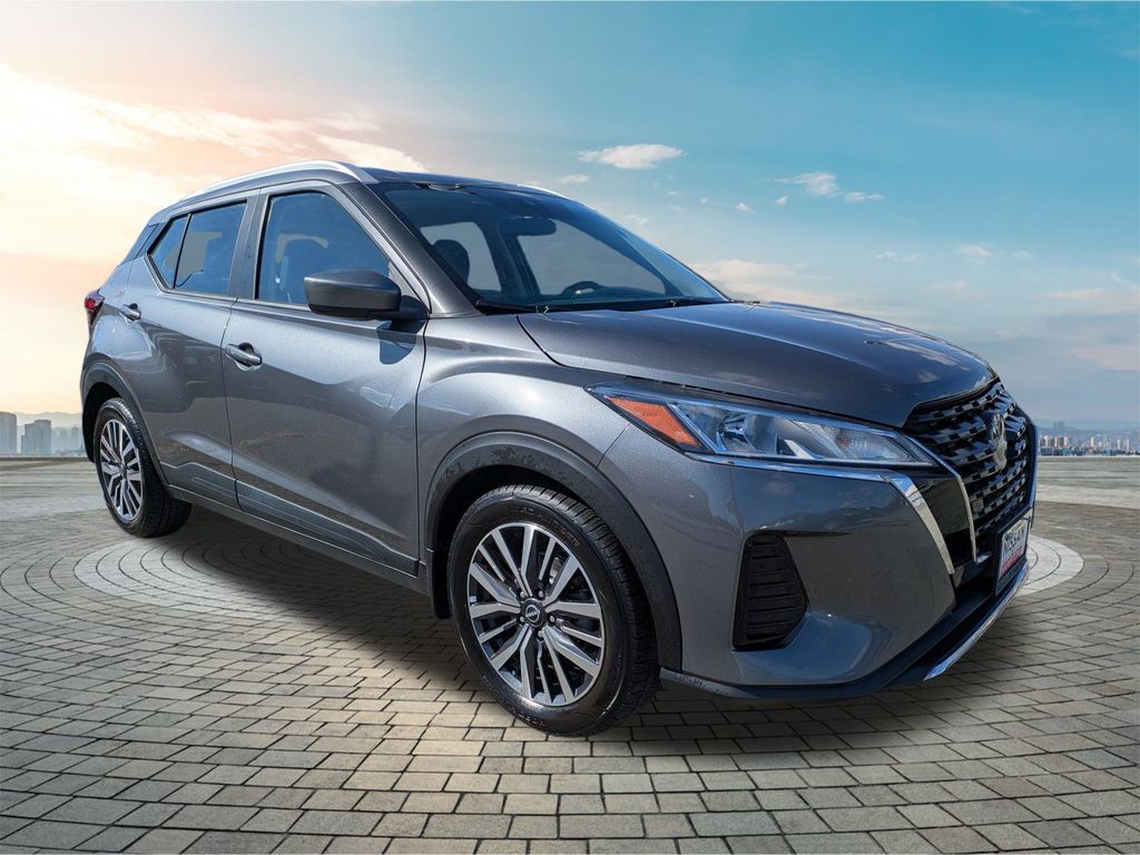 2024 Nissan Kicks SV photo 2