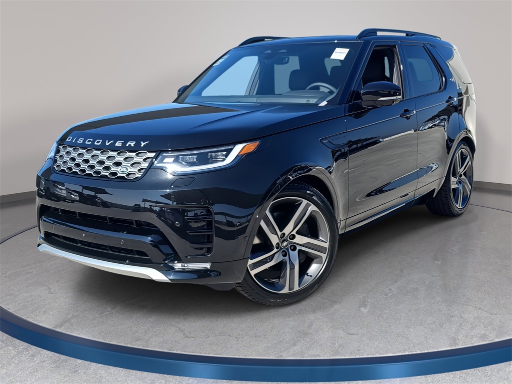 2026 Land Rover Discovery Gemini Edition's photo