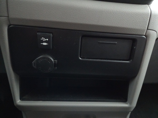 2020 Toyota Sienna L photo 26