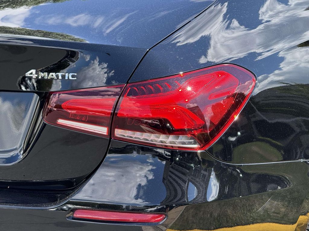 2022 Mercedes Benz A 220 4MATIC photo 8