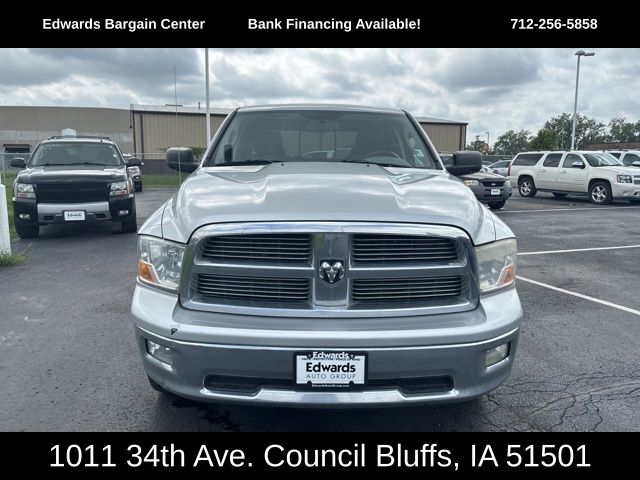 2009 Dodge Ram SLT photo 3