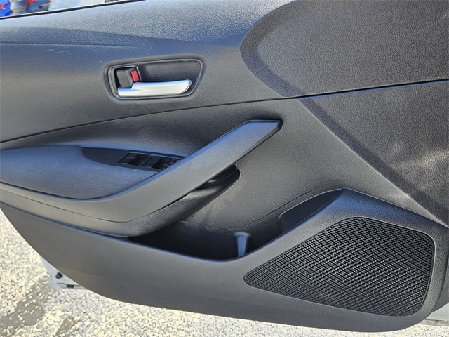 2021 Toyota Corolla LE photo 23