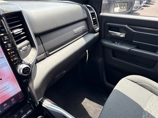 2025 Ram 2500 Big Horn photo 24