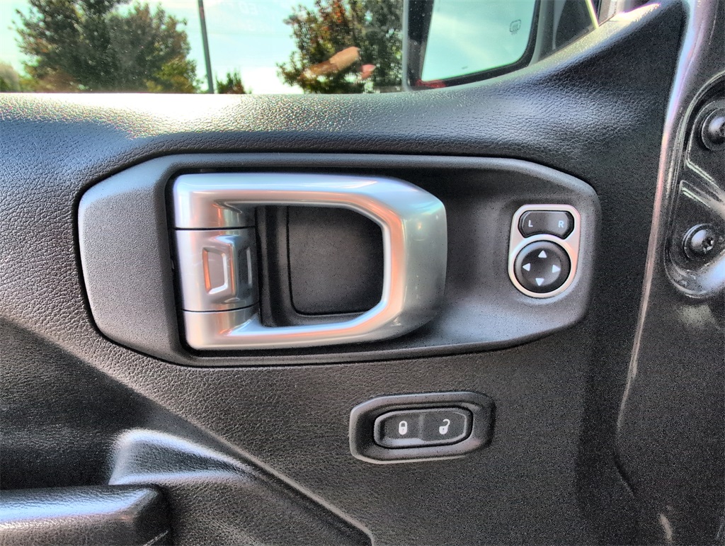 2021 Jeep Wrangler Unlimited Rubicon photo 13