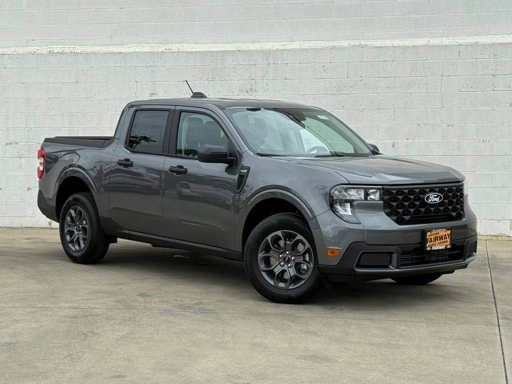 2025 Ford Maverick XLT's photo