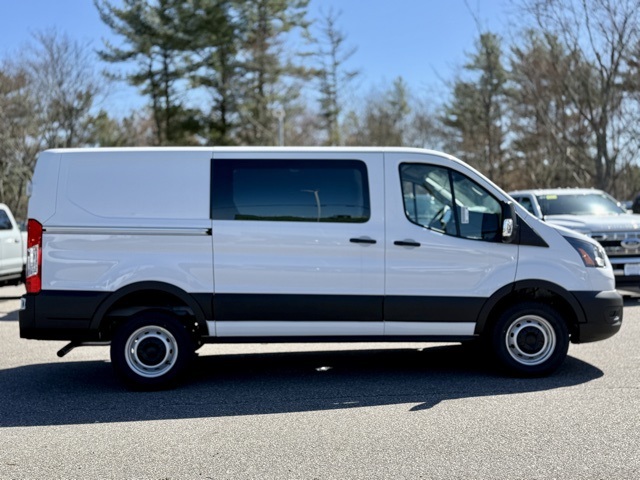 2025 Ford Transit Cargo Van photo 3
