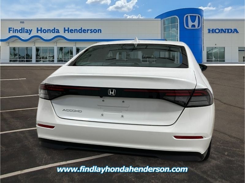 2025 Honda Accord 1.5T LX photo 4