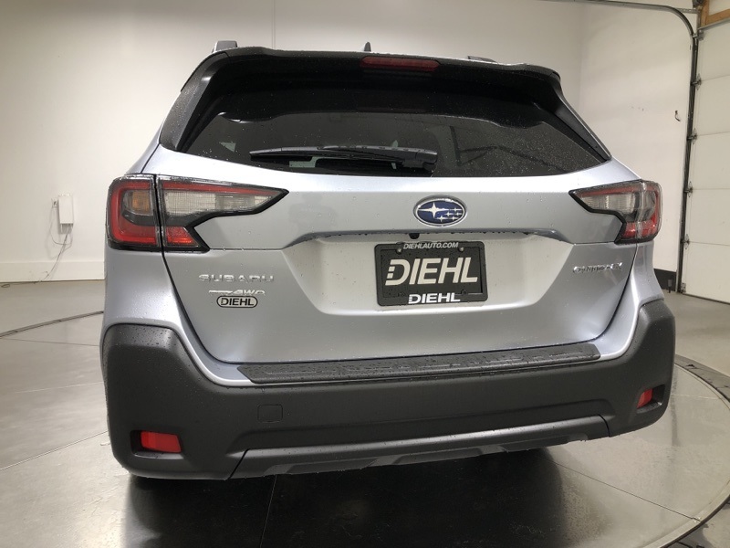 2025 Subaru Outback Premium photo 4