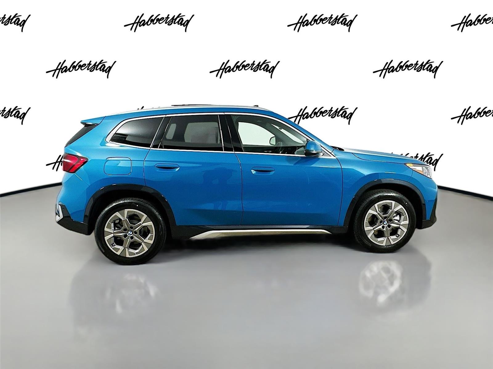 2025 Bmw X1 XDrive28i photo 2