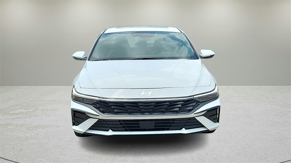 2025 Hyundai Elantra Hybrid Limited photo 10