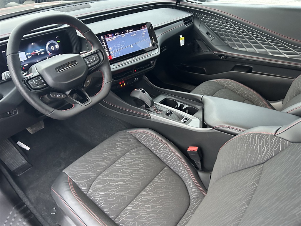 2025 Dodge Charger R/T photo 9