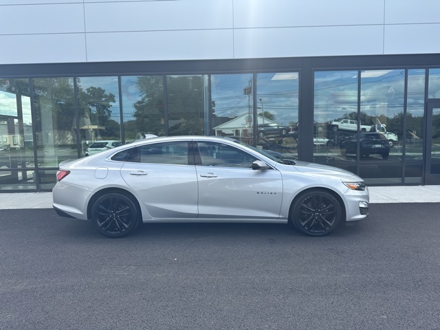 Used 2021 Chevrolet Malibu 1LT with VIN 1G1ZD5ST3MF077537 for sale in Seekonk, MA