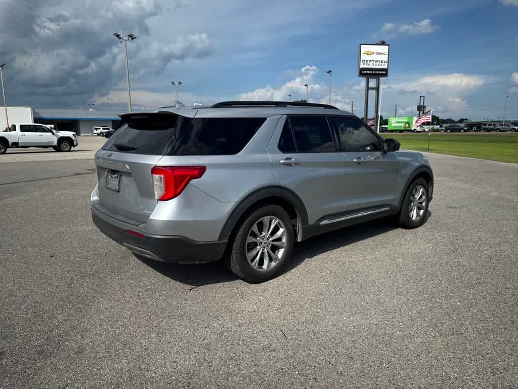 2020 Ford Explorer XLT photo 5