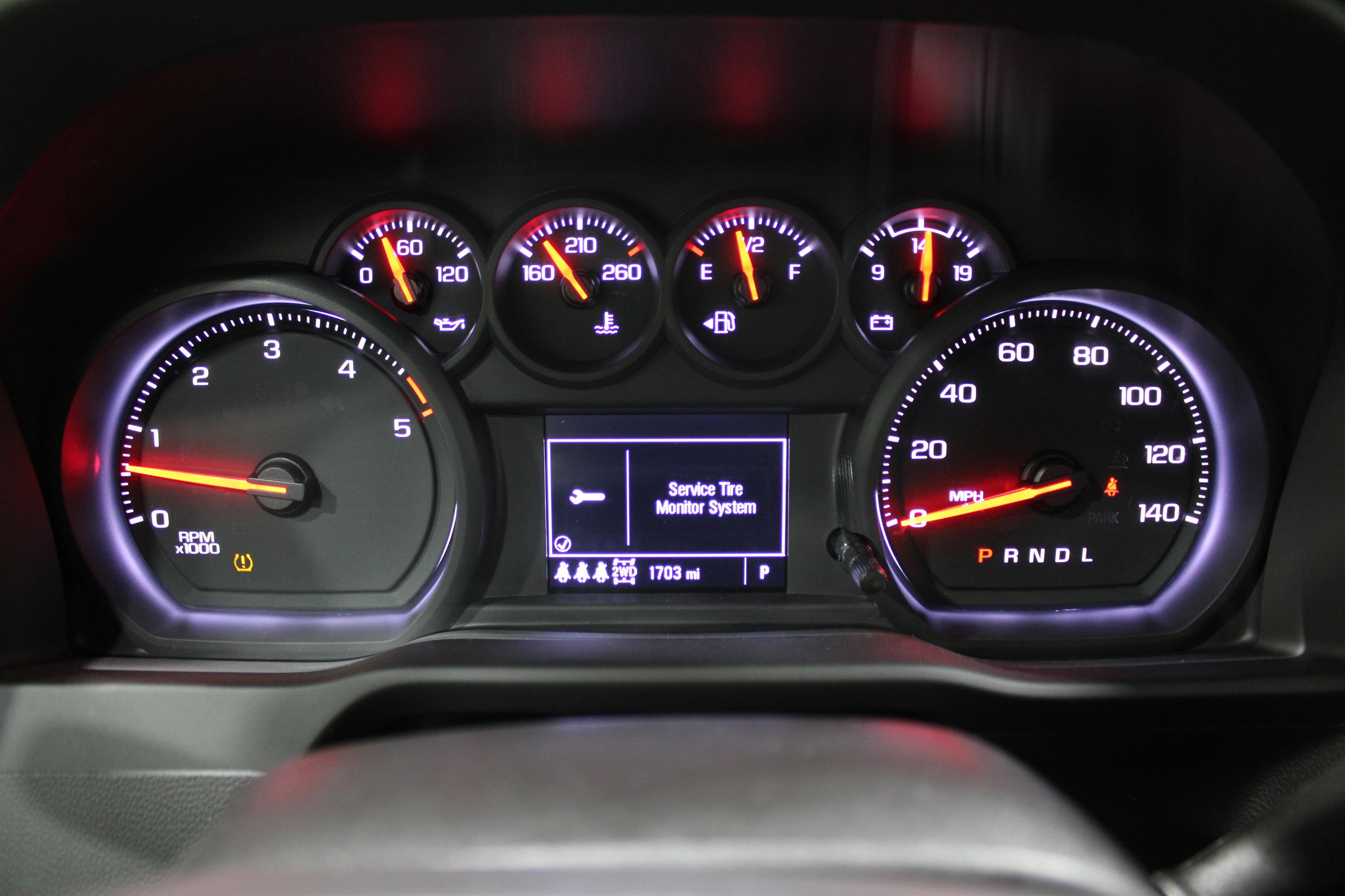 2025 Chevrolet Silverado 2500HD Custom photo 8