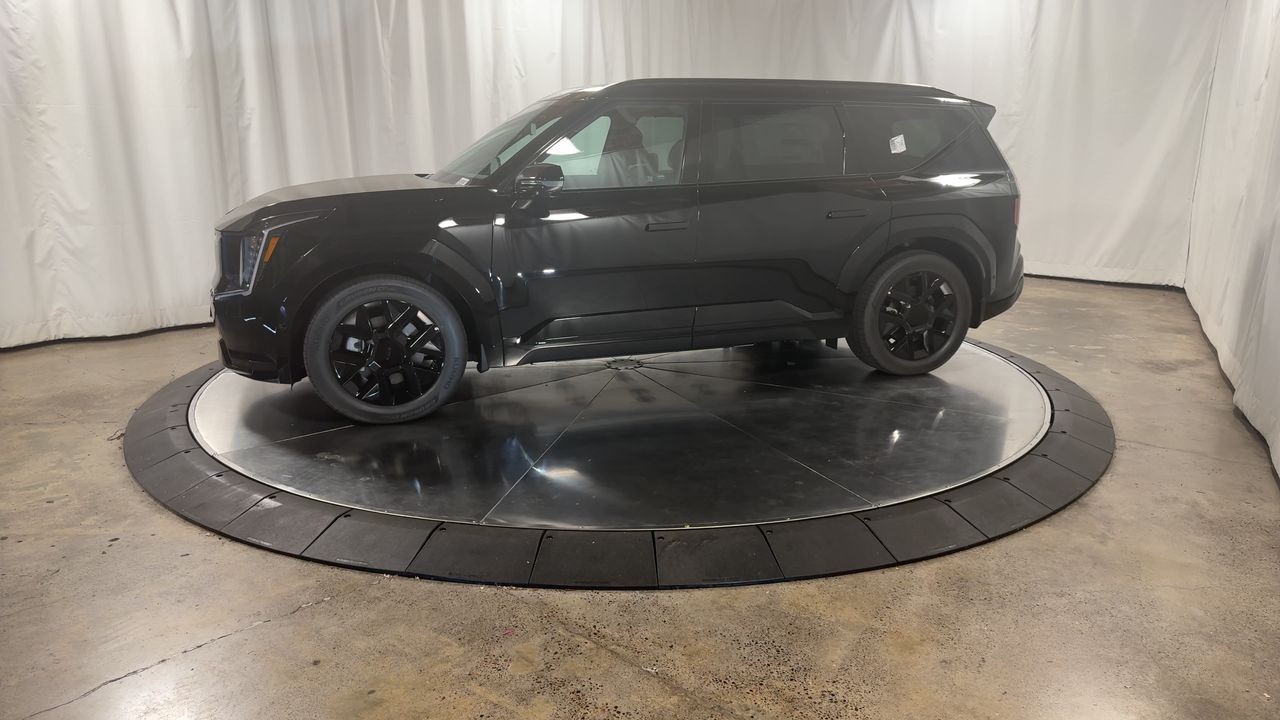 2026 Kia EV9 Land AWD photo 2