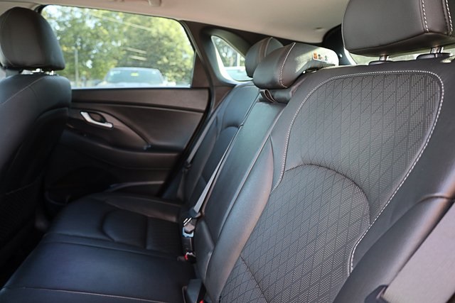 2018 Hyundai Elantra GT Base photo 19