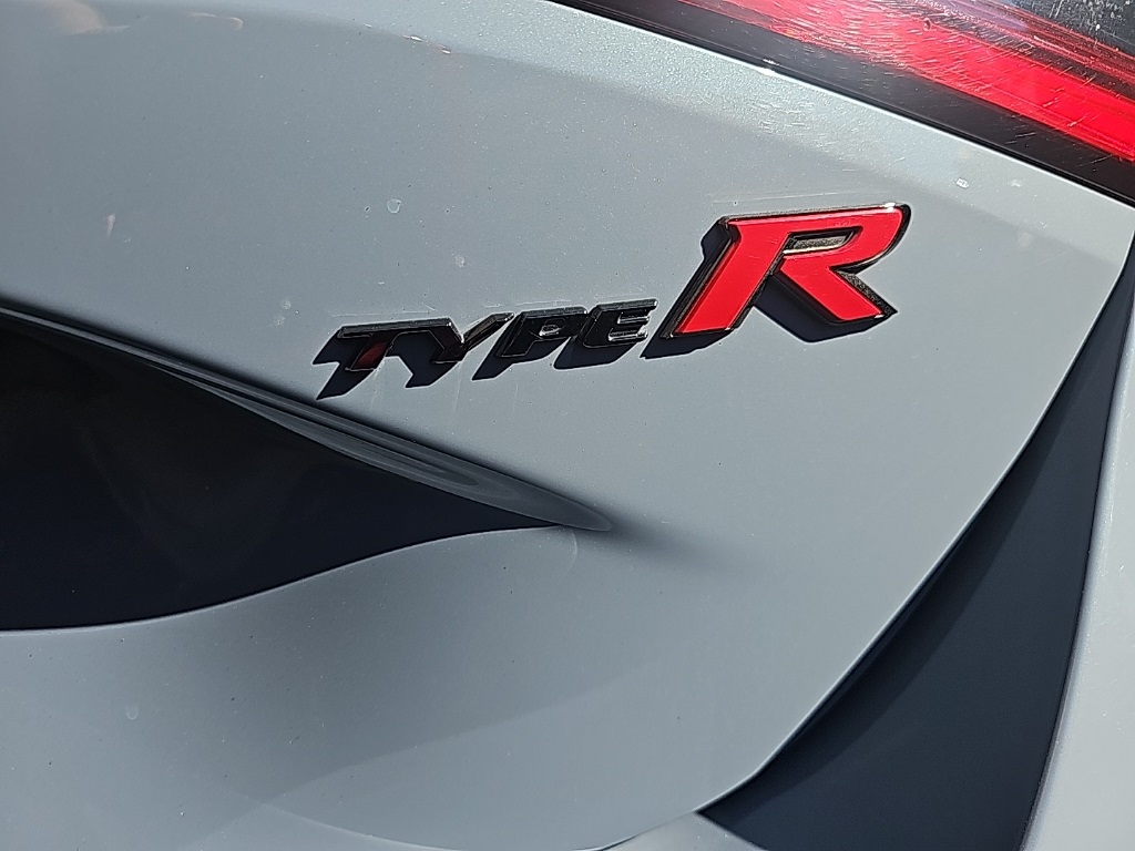 2023 Honda Civic Type R photo 3