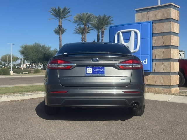 2019 Ford Fusion SE photo 4
