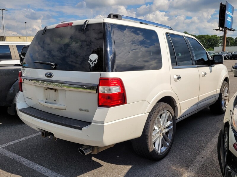 2016 Ford Expedition Limited photo 2