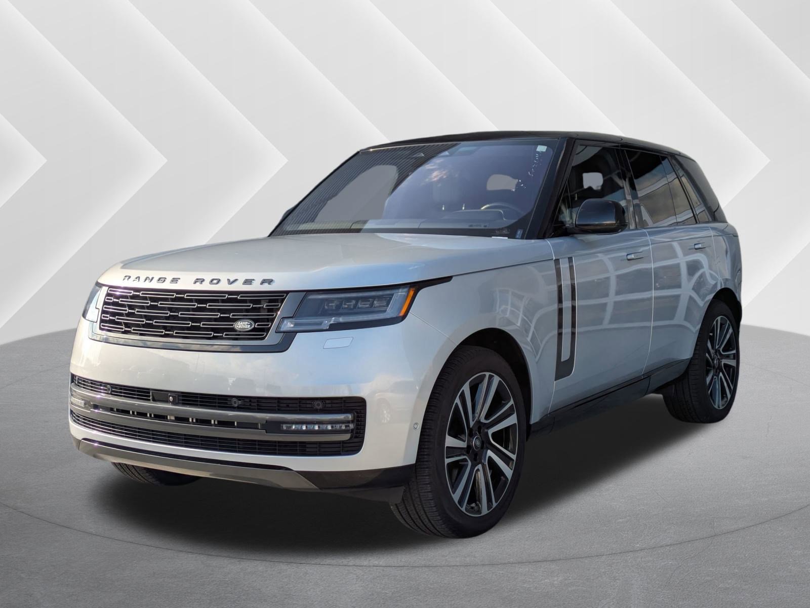 2023 Land Rover Range Rover SE's photo