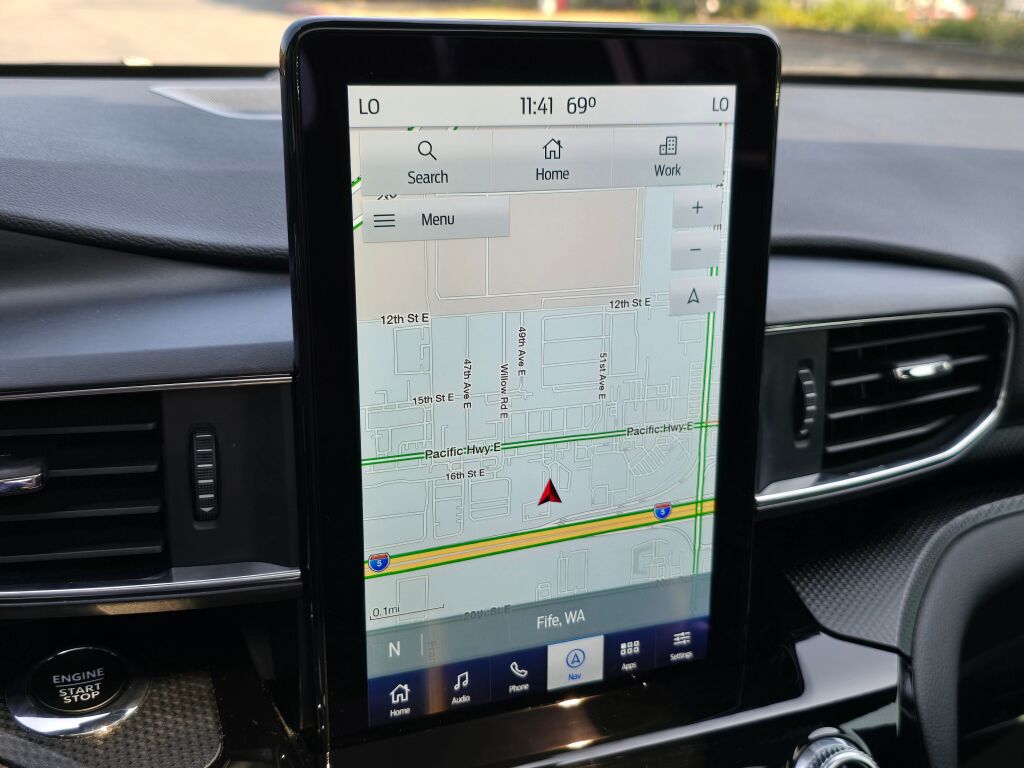 2023 Ford Explorer ST photo 29