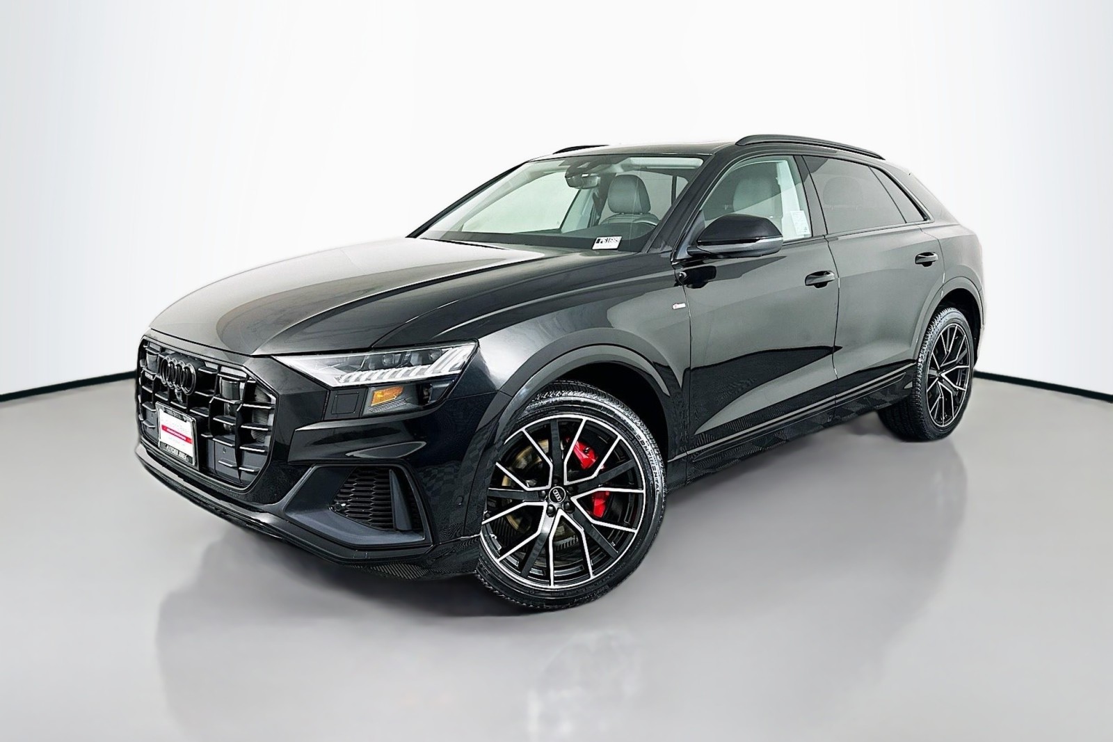 2023 Audi Q8 Premium Plus's photo
