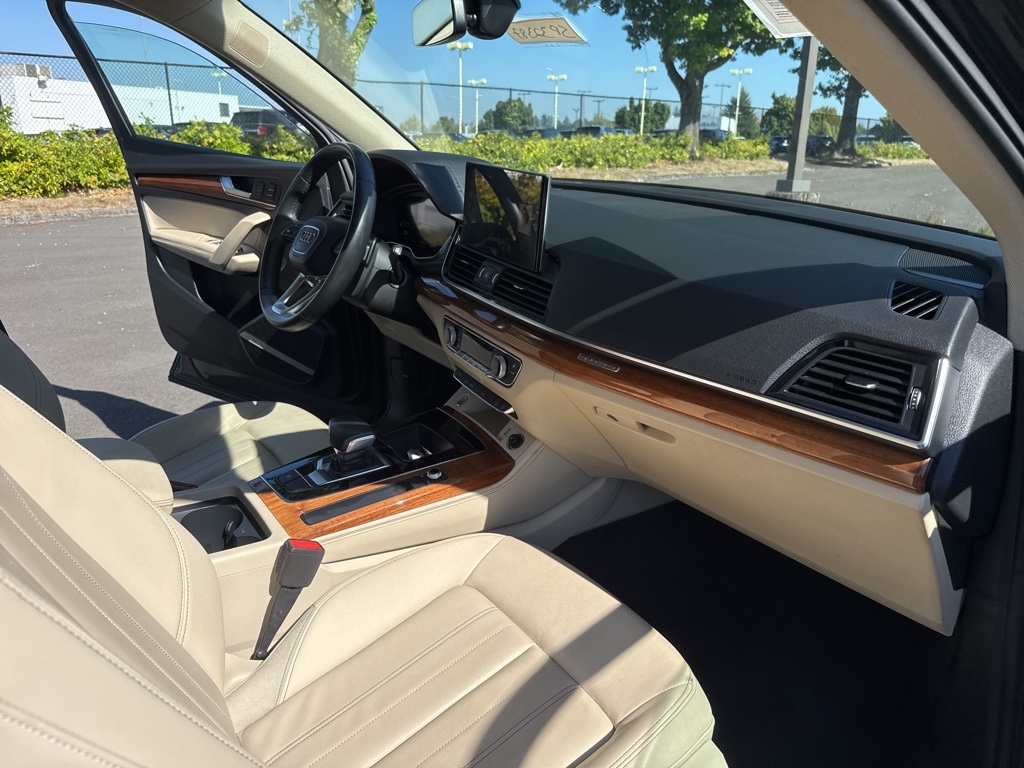 2023 Audi Q5 45 S line Premium photo 36