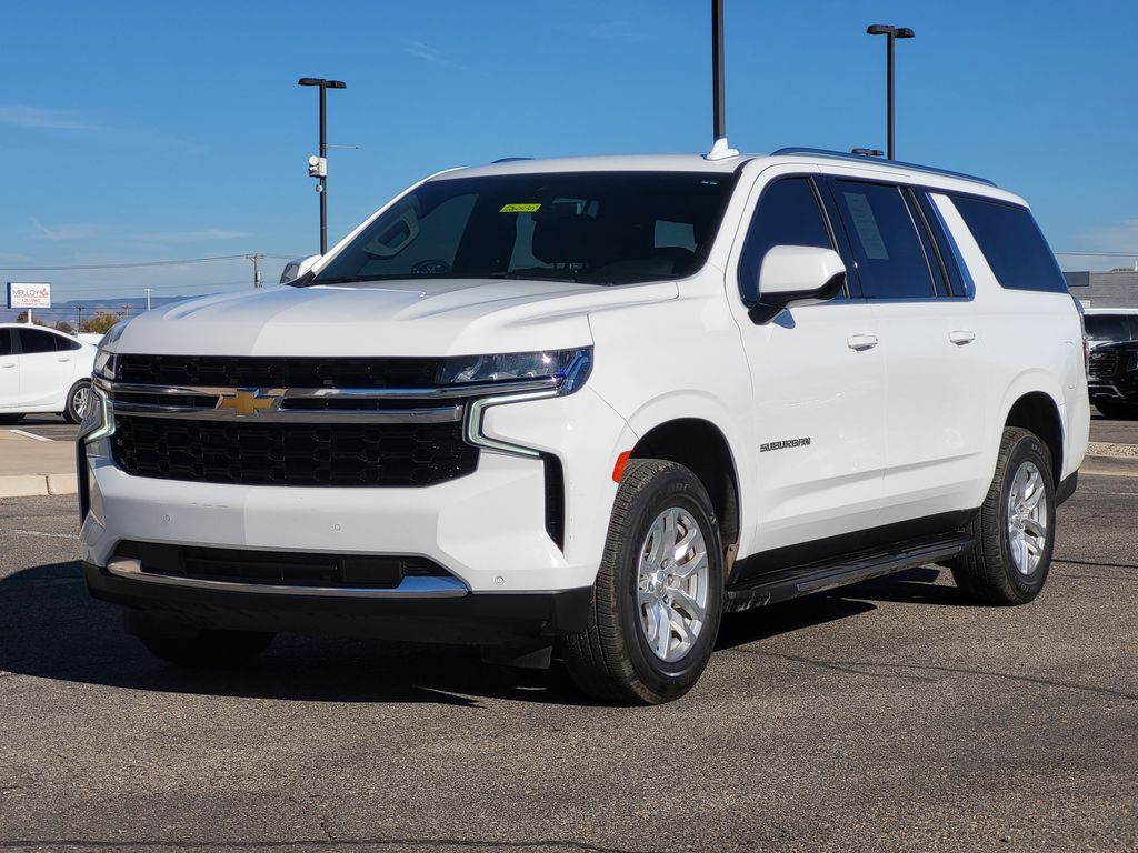 2022 Chevrolet Suburban LS photo 4