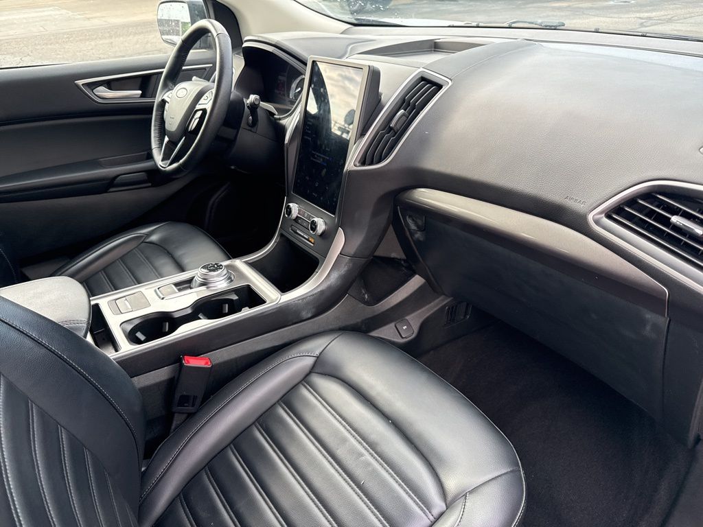 2024 Ford Edge SEL photo 37