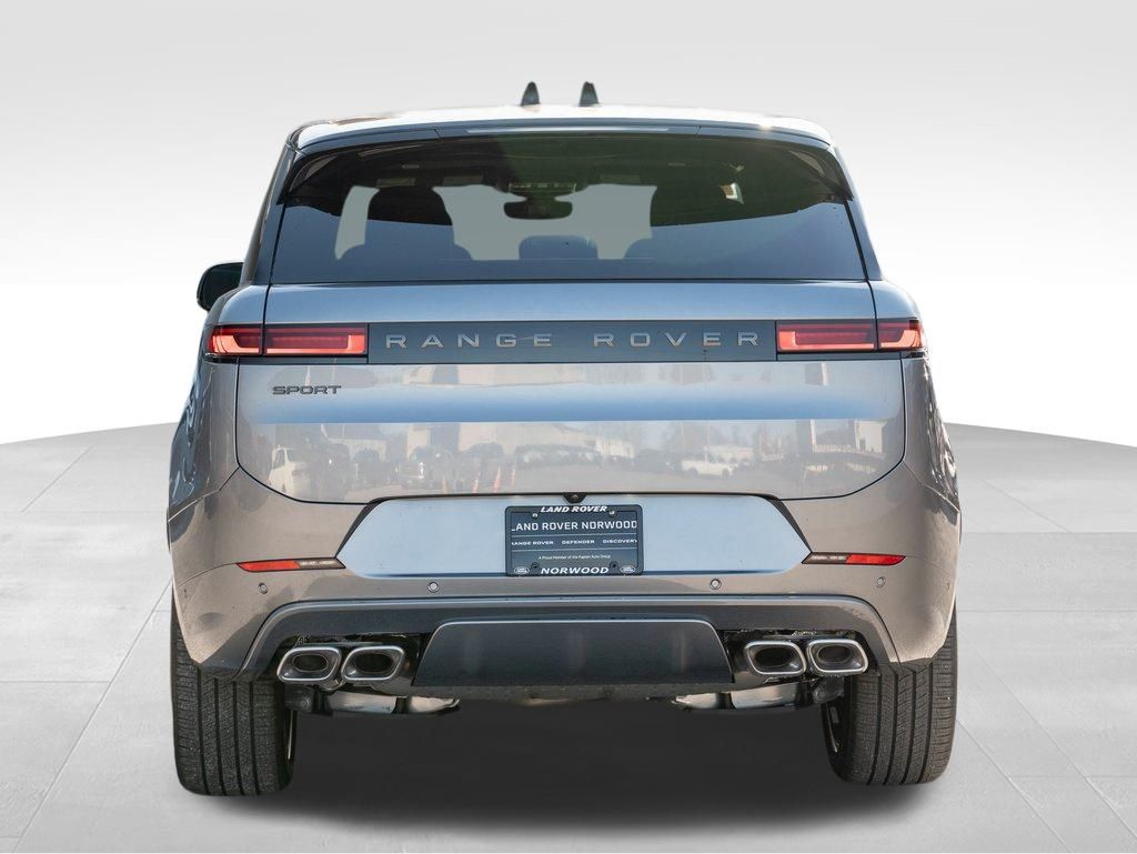 2025 Land Rover Range Rover Sport SE photo 5