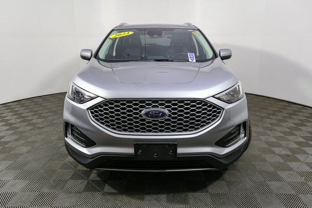 2023 Ford Edge SEL photo 3