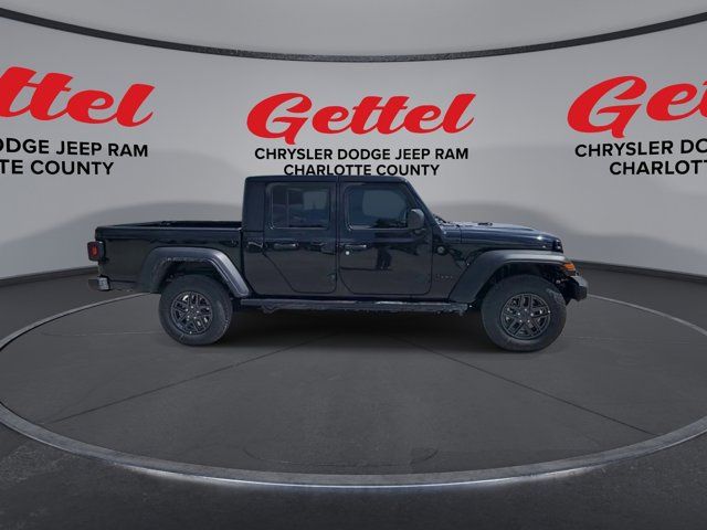 2025 Jeep Gladiator Sport photo 9