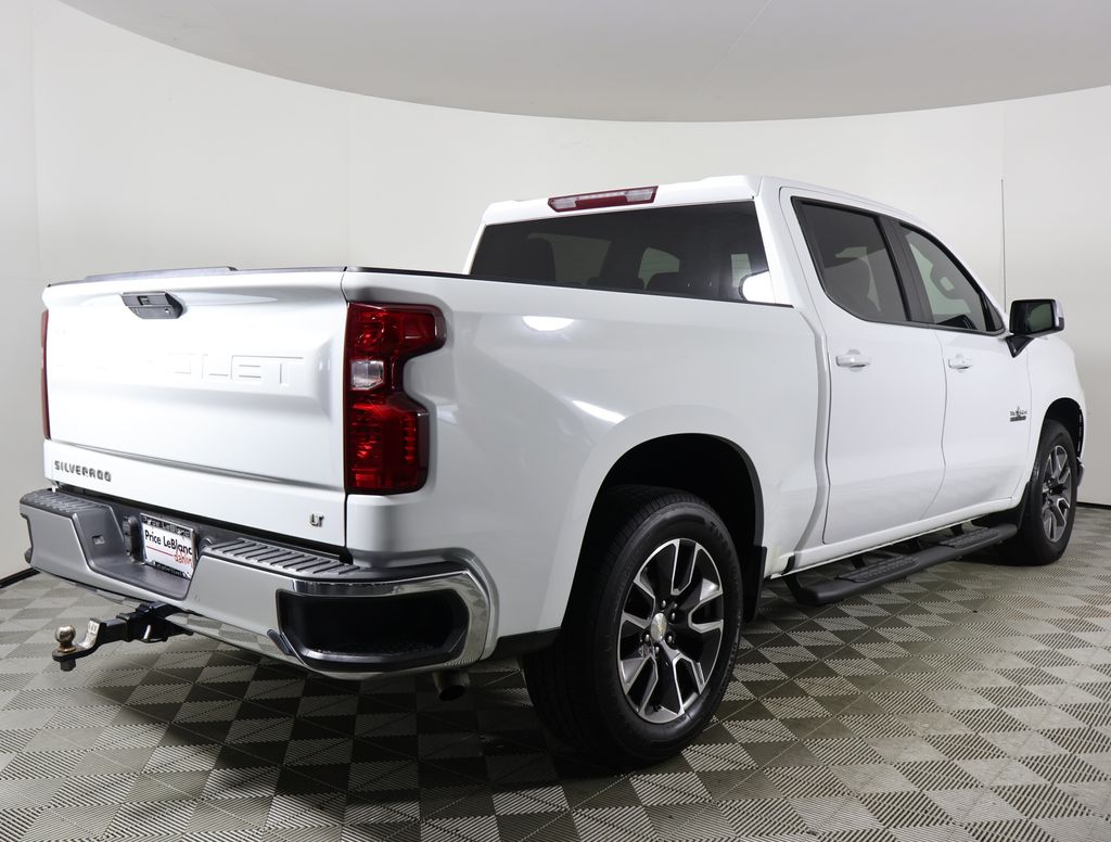 2020 Chevrolet Silverado 1500 LT photo 3