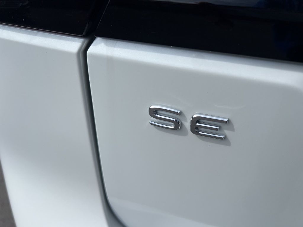 2026 Volkswagen Atlas Peak Edition SE photo 9