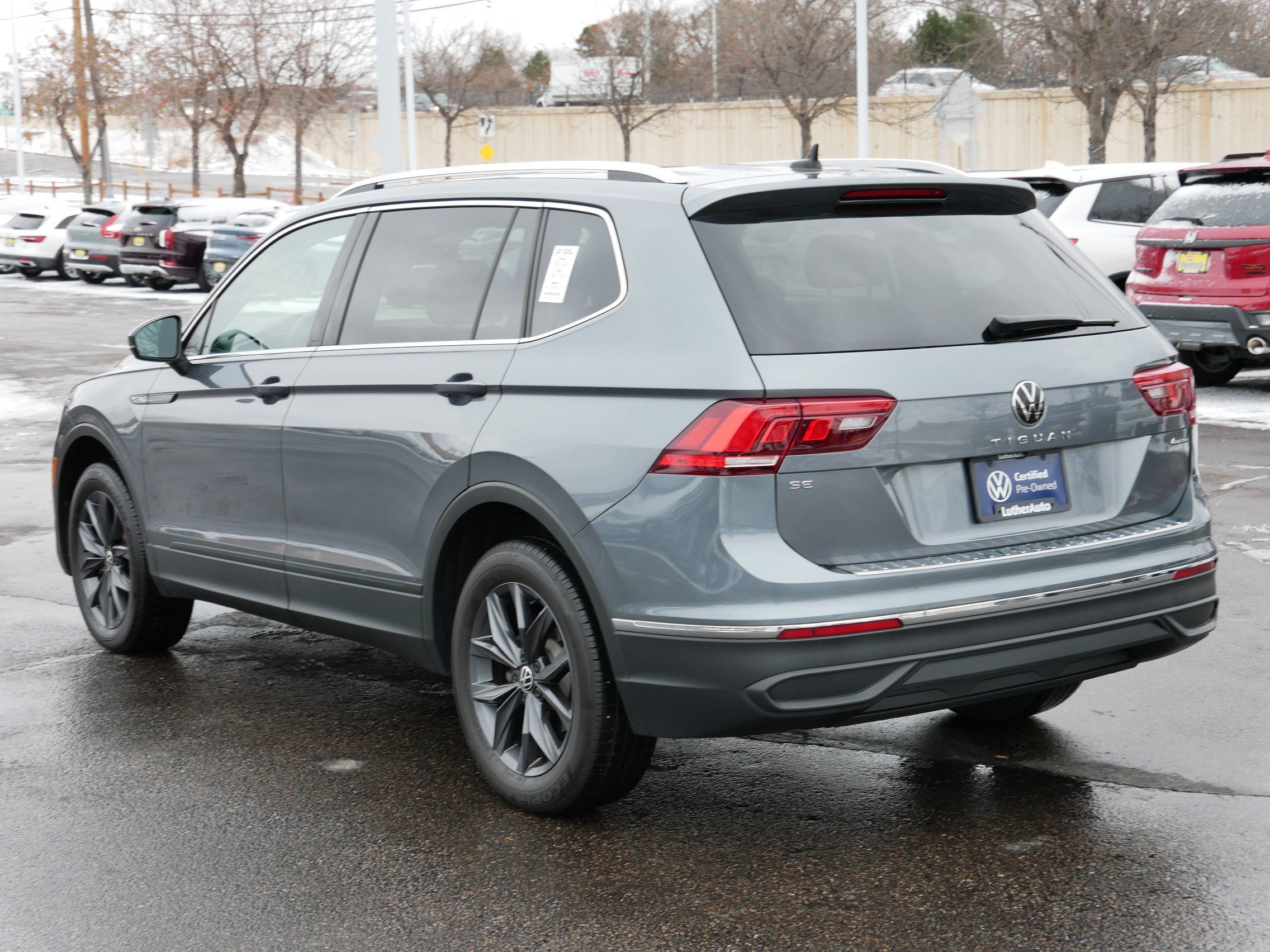 2023 Volkswagen Tiguan SE photo 4