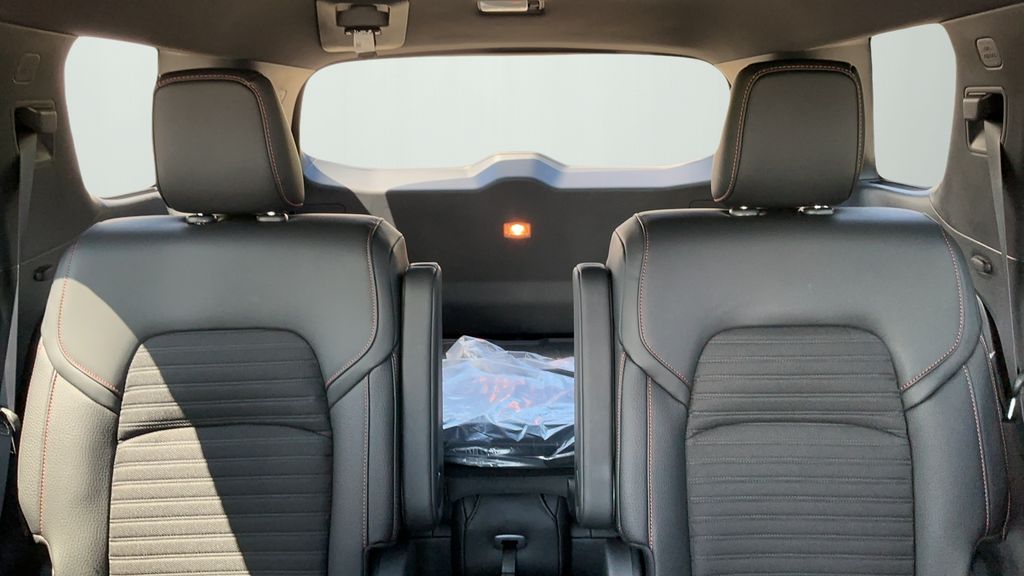 2025 Nissan Pathfinder Rock Creek photo 17