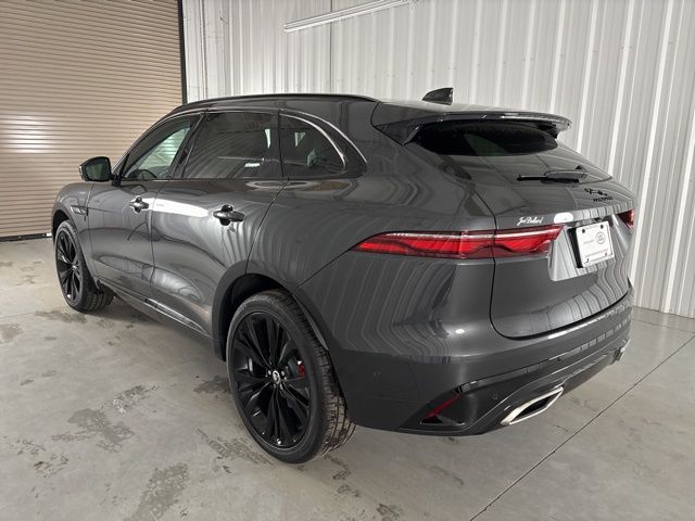 2025 Jaguar F-PACE P400 R-Dynamic S photo 9