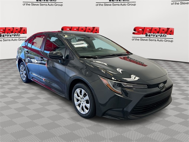 2024 Toyota Corolla LE's photo