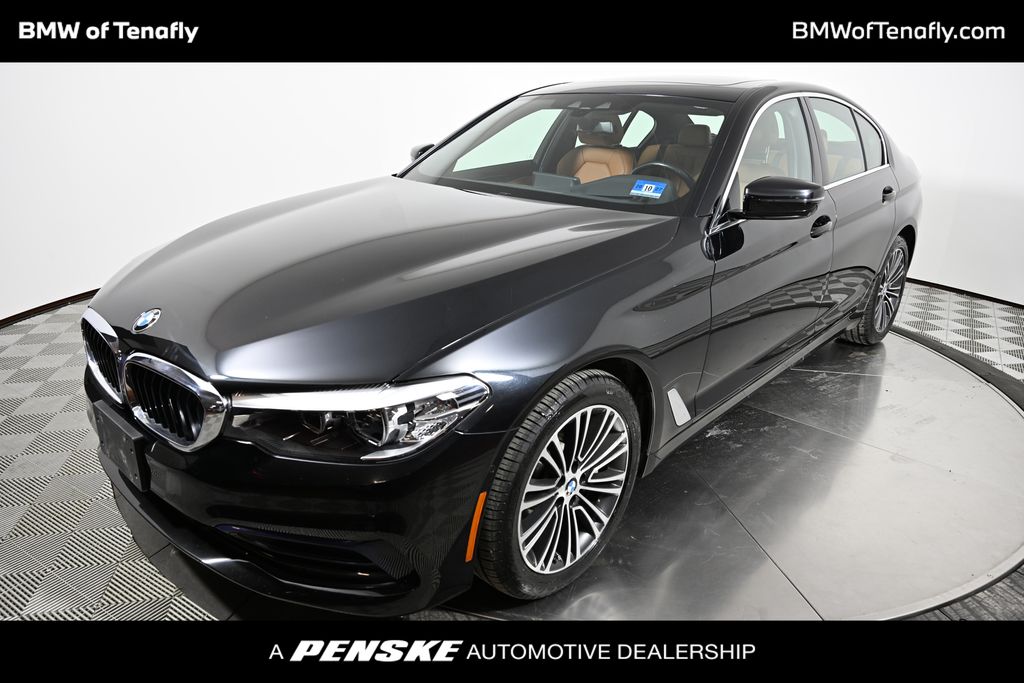 2019 BMW 5 Series 530i's photo