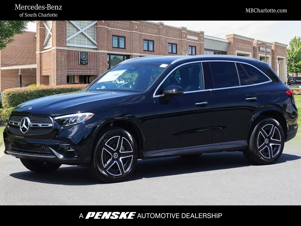 2026 Mercedes-Benz GLC Base's photo